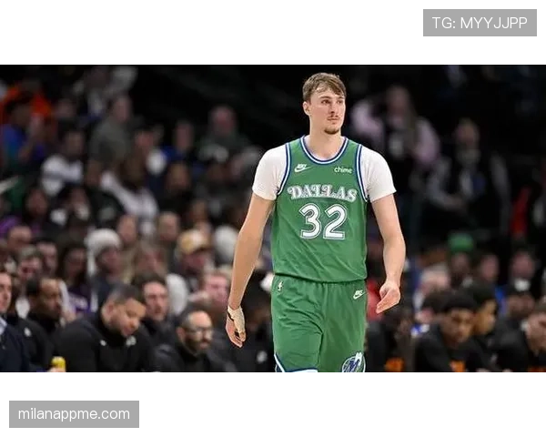 库珀·弗拉格无球跑动提升三分效率 拉开球队外线火力差距